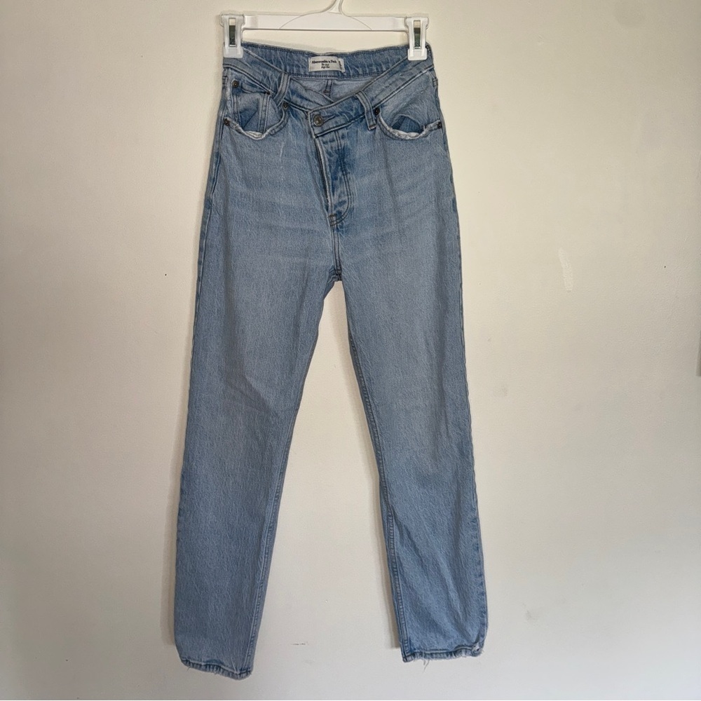 Abercrombie and Fitch the dad high rise 24 / 00 R